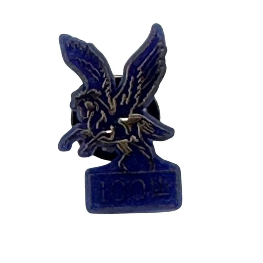 1974 Kentucky Derby Festival Pegasus Pin 100th Anniversary Gold Blue Plastic VTG